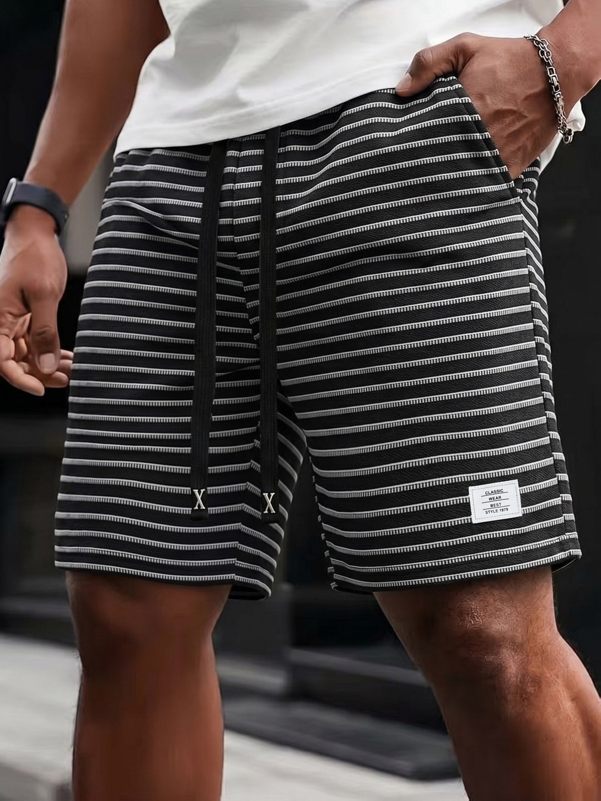 Tavo Stripe Short