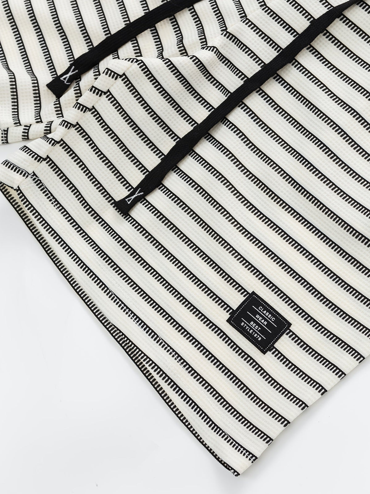 Tavo Stripe Short