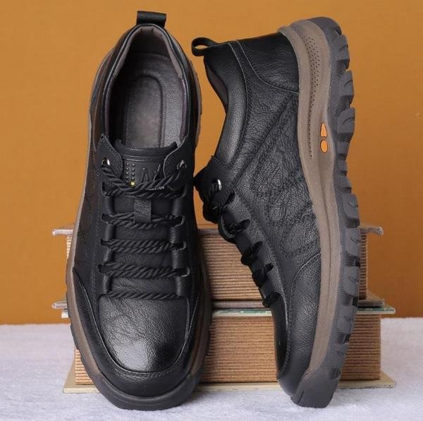 Caoilfhinn | Leather Walking Shoes